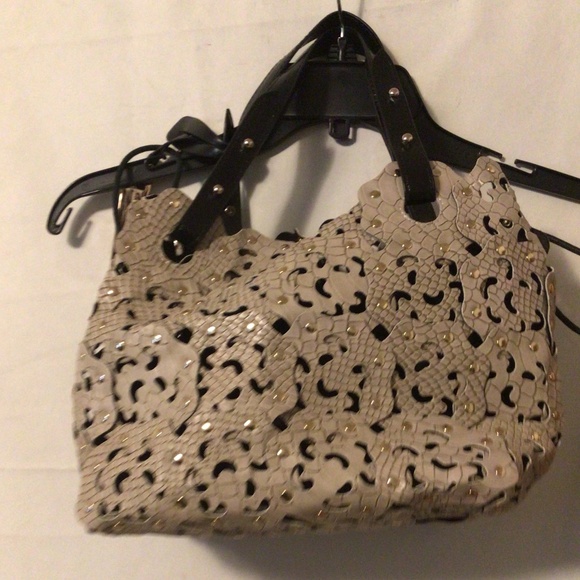 ALESSIA MASSIMO CUT OUT PATCH WITH METAL STUD ACCENTS - Picture 4 of 9